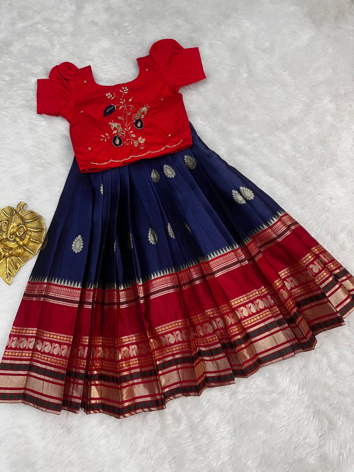 Kids special cute weaving with work blouses
