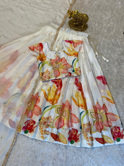 SILK Lehenga choli set with stitched blouse