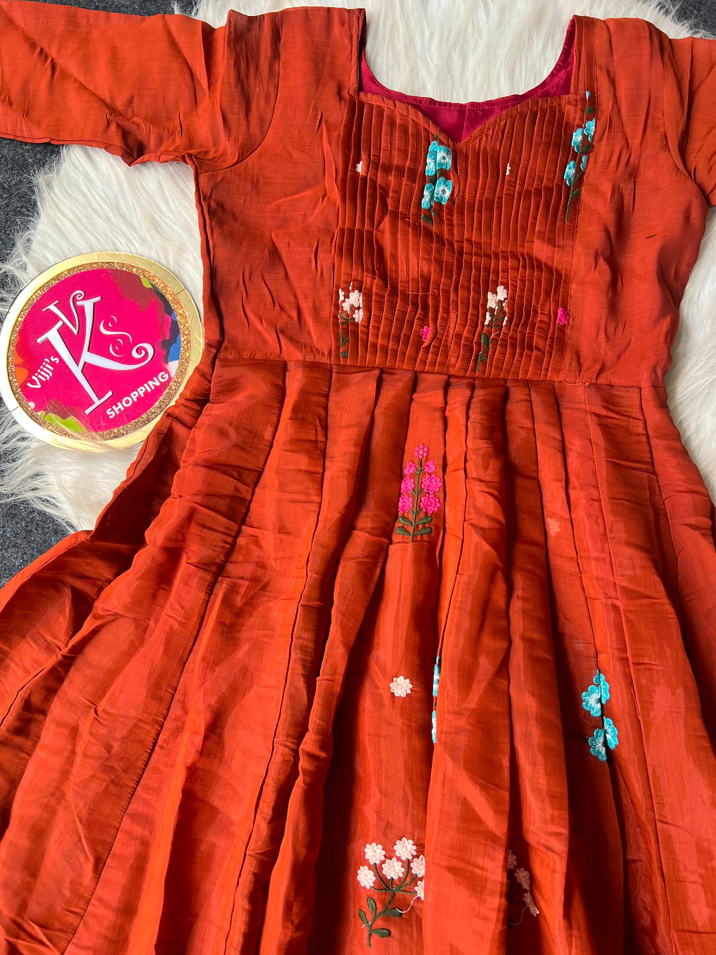 Café Embroidery Oo Sita  Gowns