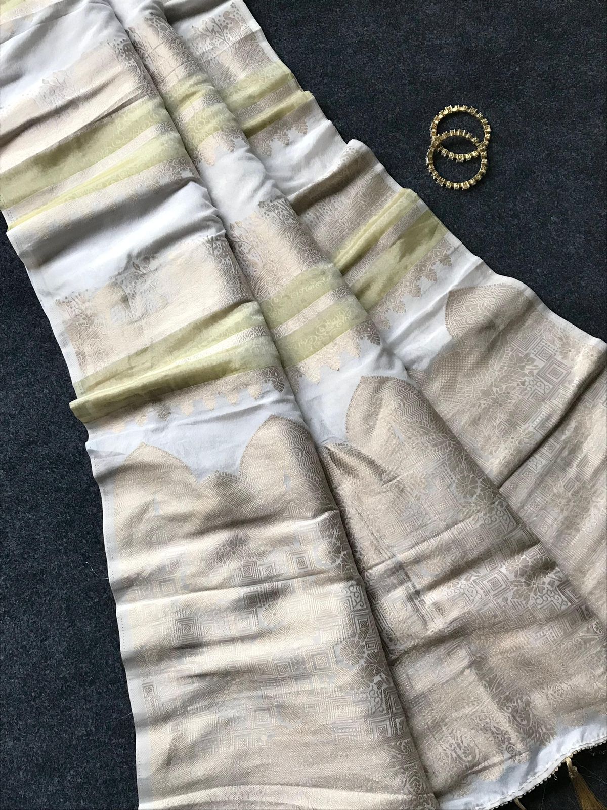 Trendy Khadi Georgette semi soft saree