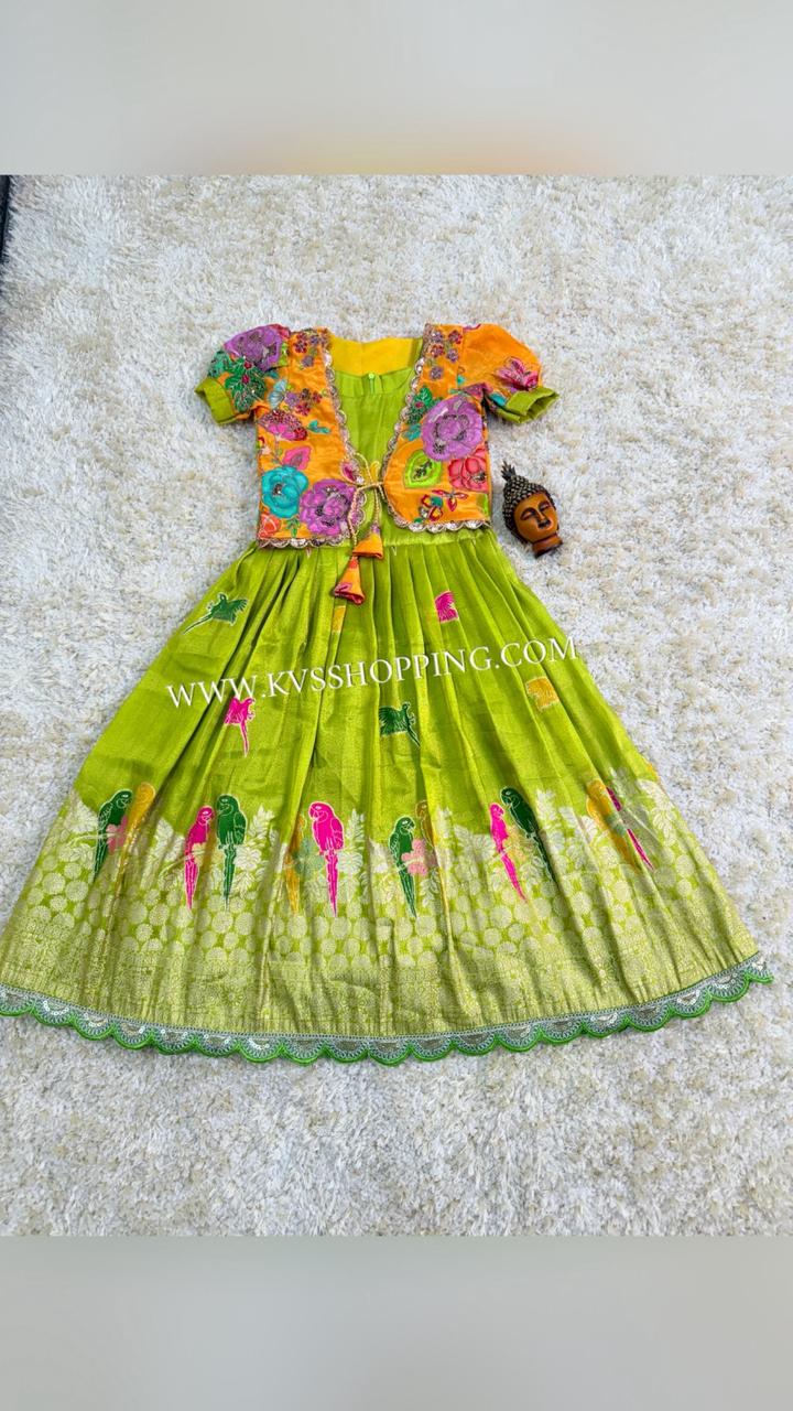 Kids 2 in One gowns Parrot Gowns