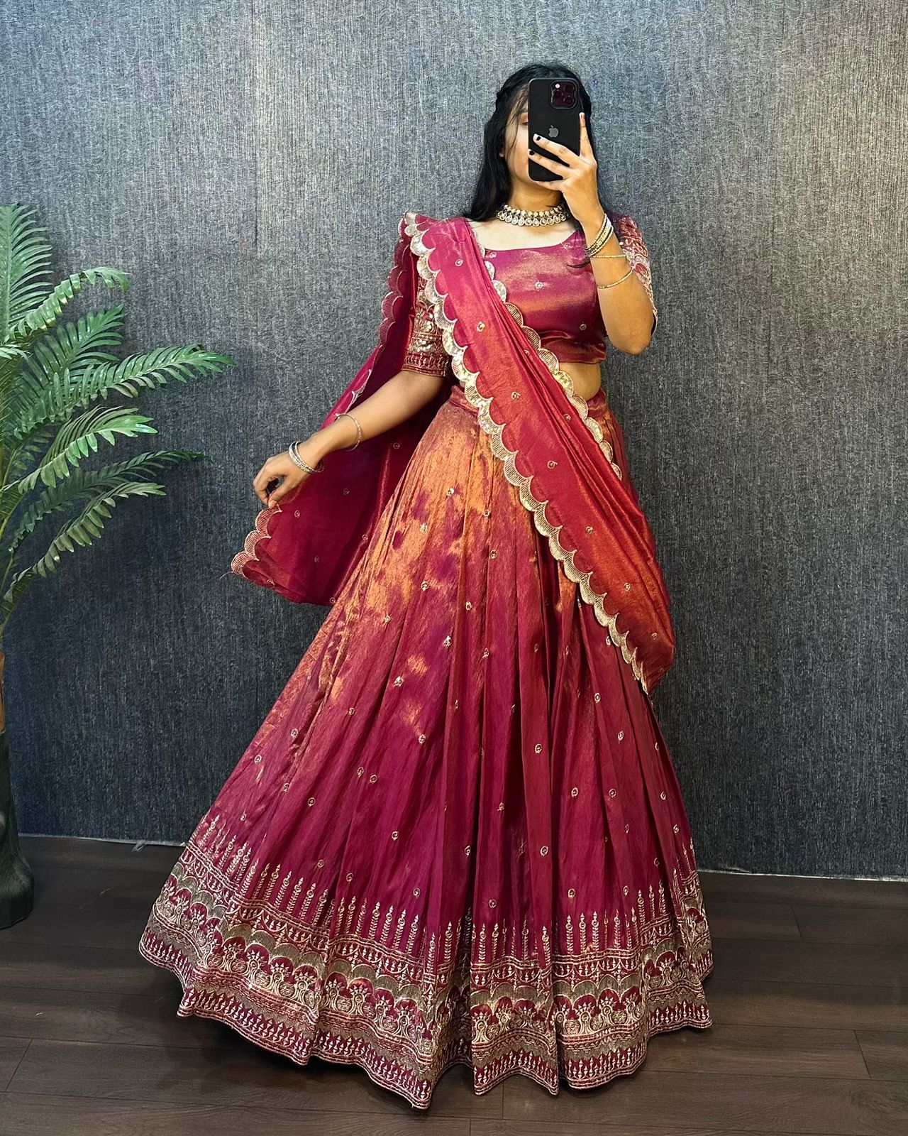 Festival Lehenga South tisuuse silk embroidery sequin work