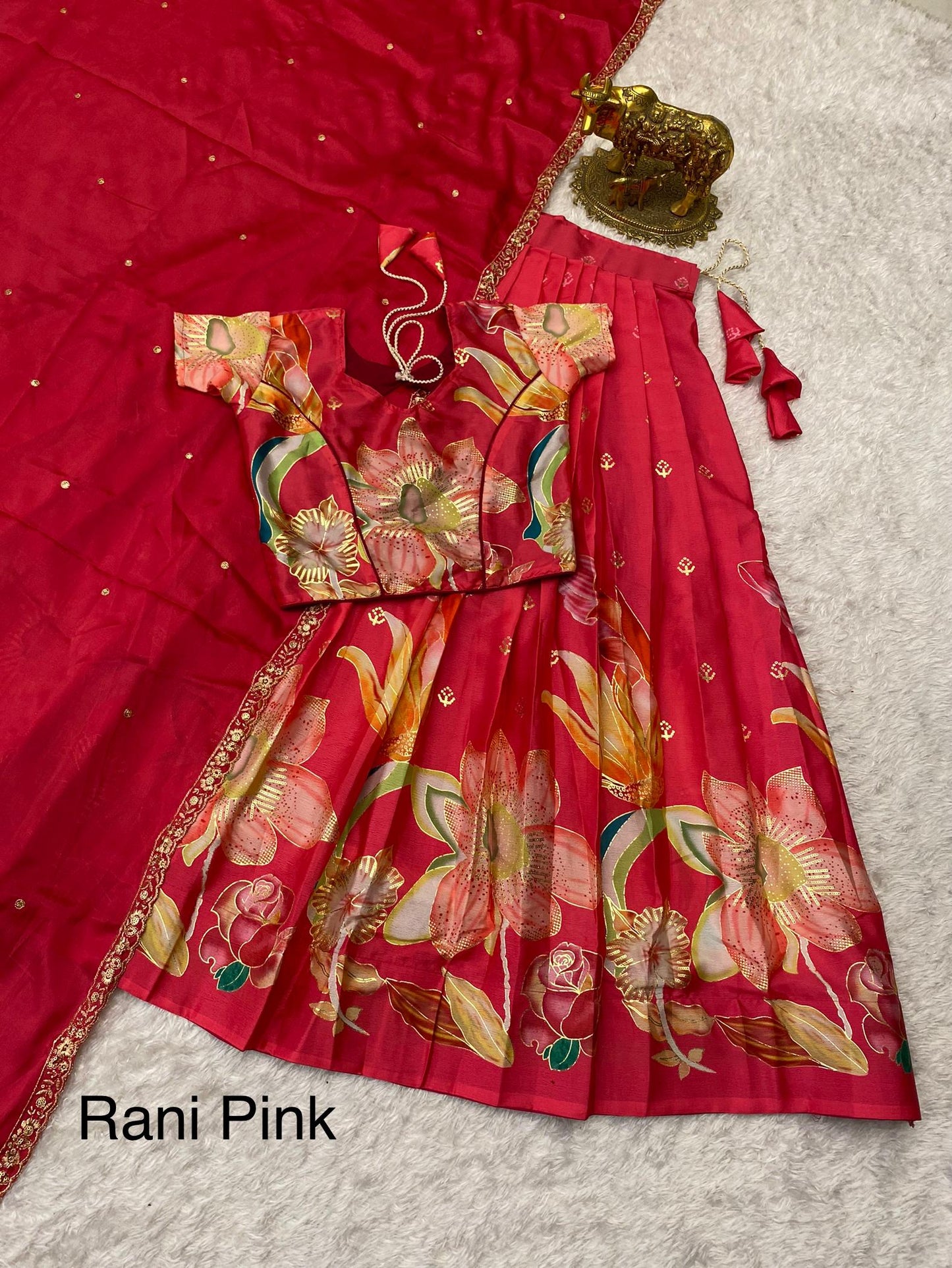 Position folk silk royal look lehengas