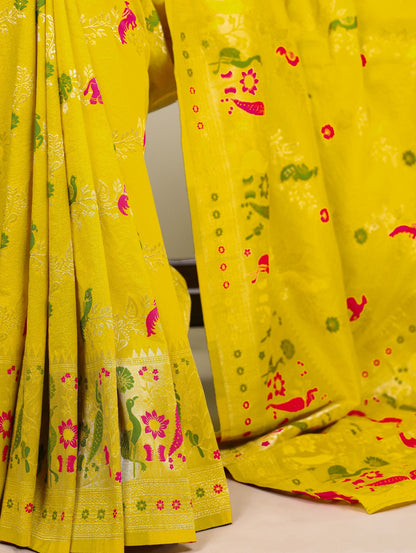 Vintage weaving stylish traditional saree