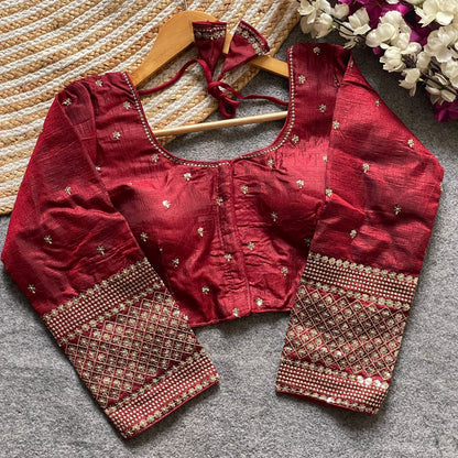 Stitched blouse for all sarees