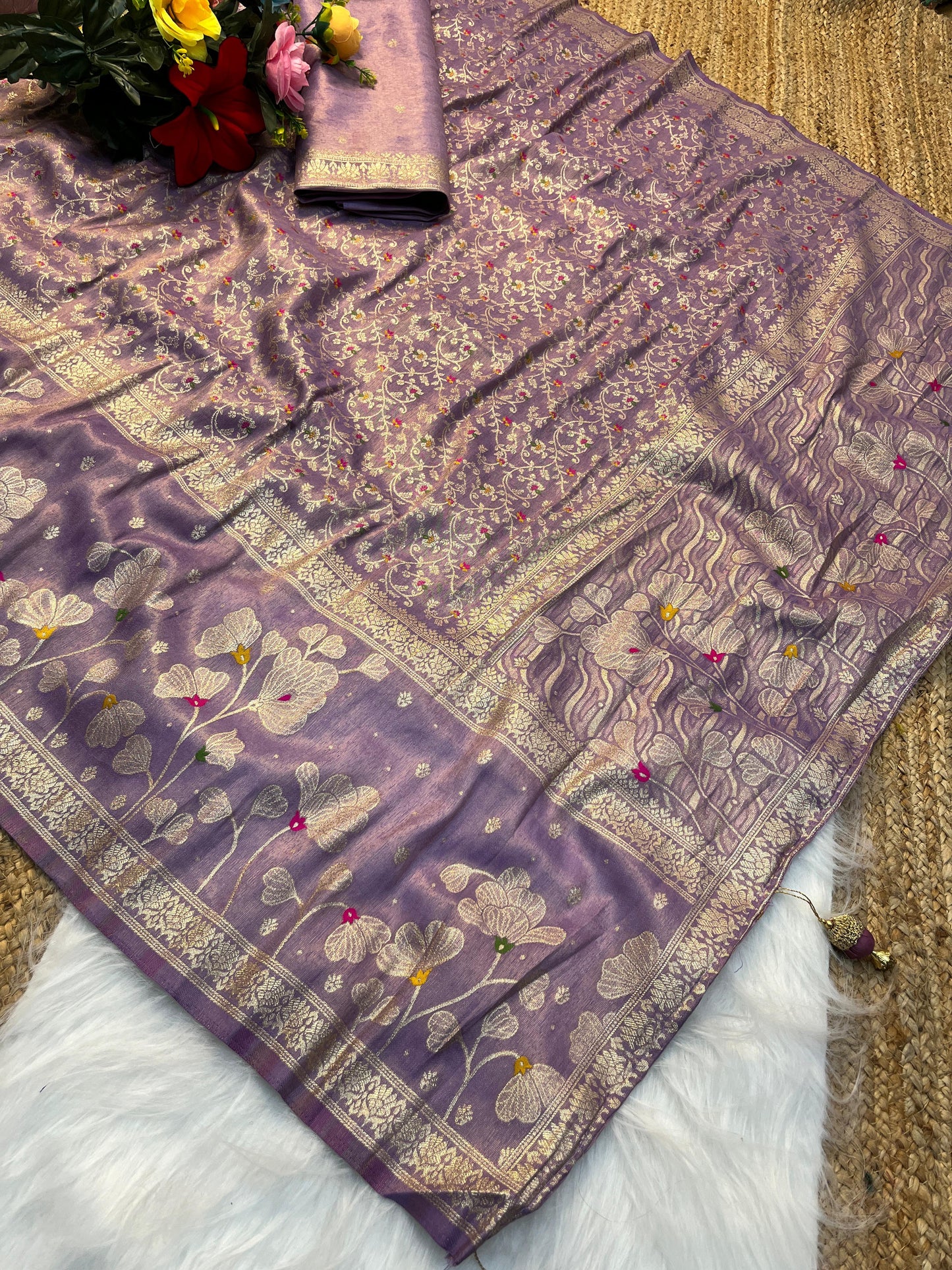 Soft Banarasi’s Katan tisuue silk classic sarees