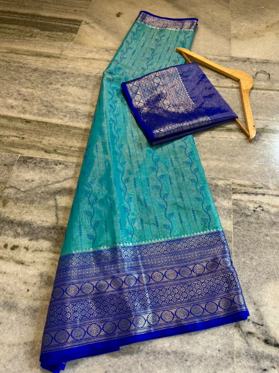 Banarasi trendy rao mango soft silk  sarees