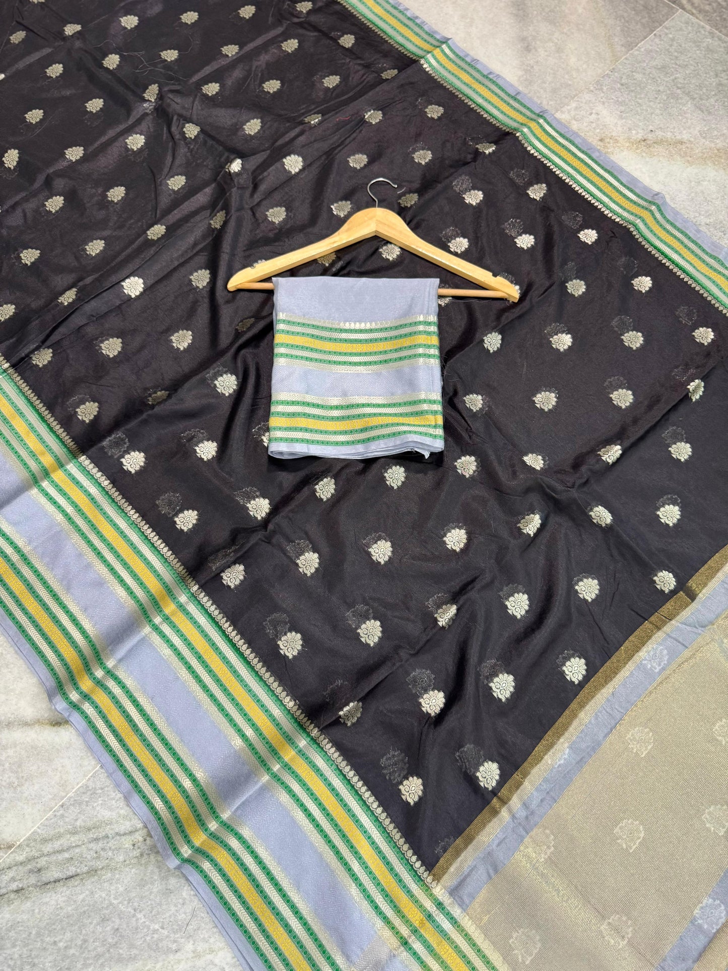 Banarasi  warm katan soft classic budget saree