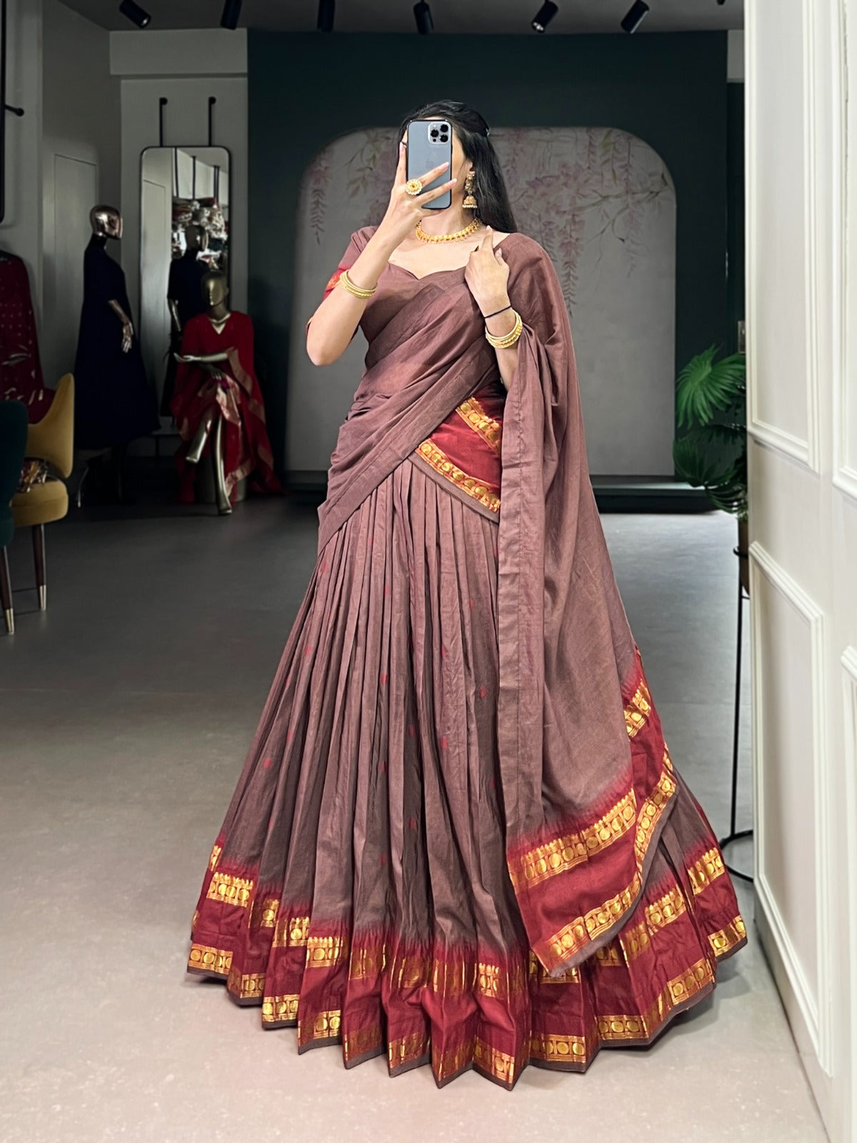 Diwali Pure Chanderi Zari
Lehenga
