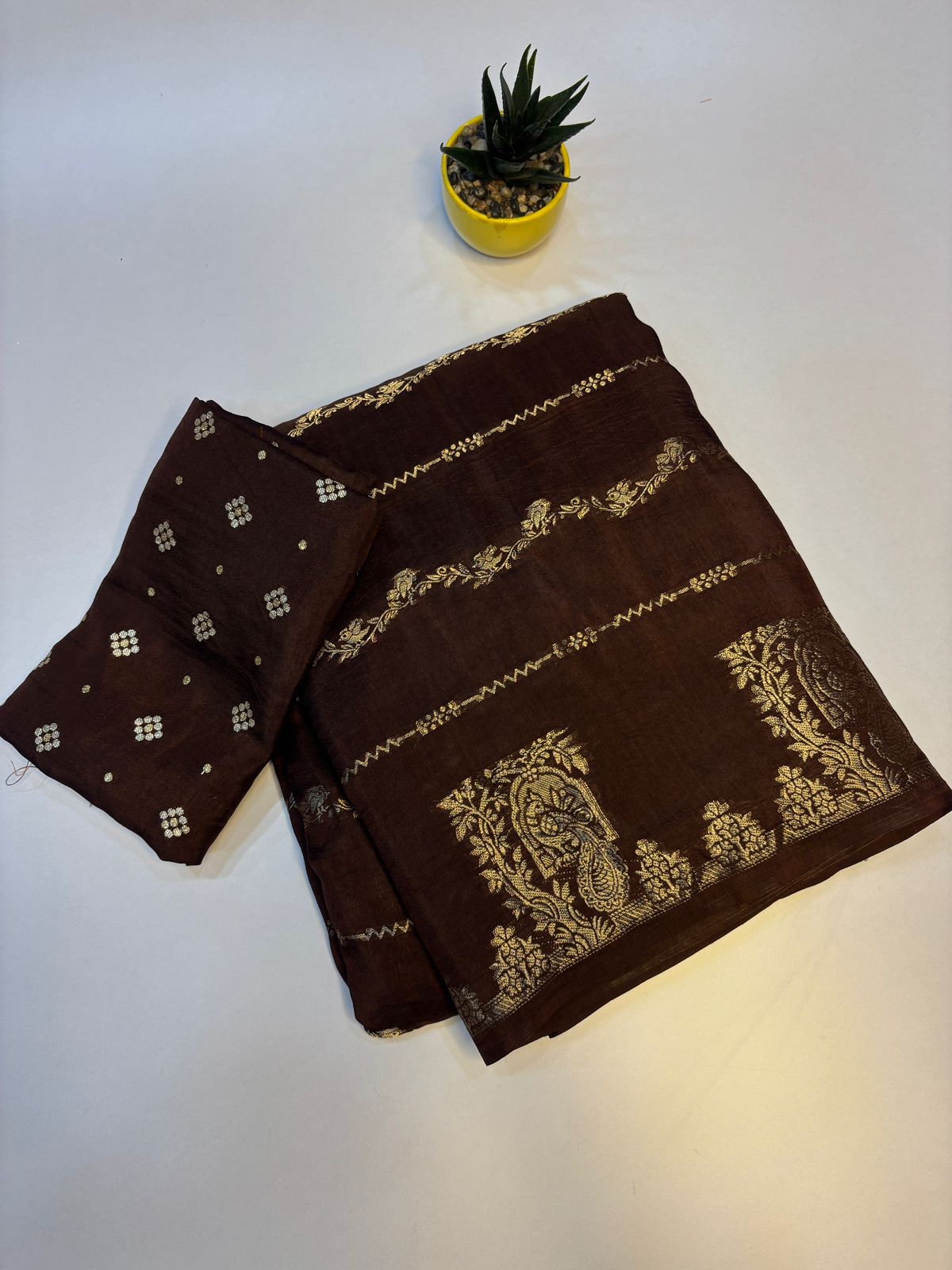 Khadi budget Russian butti sarees