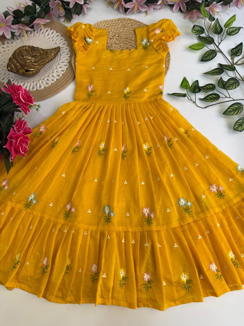 Kids travelling special Chanderi gowns