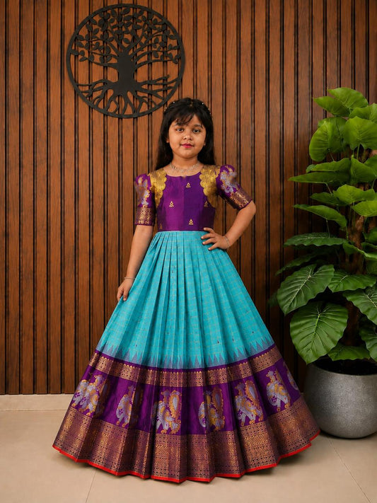 Kids traditional cut model gowns