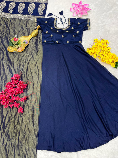 Big boss Tanuja Desginer classic gown