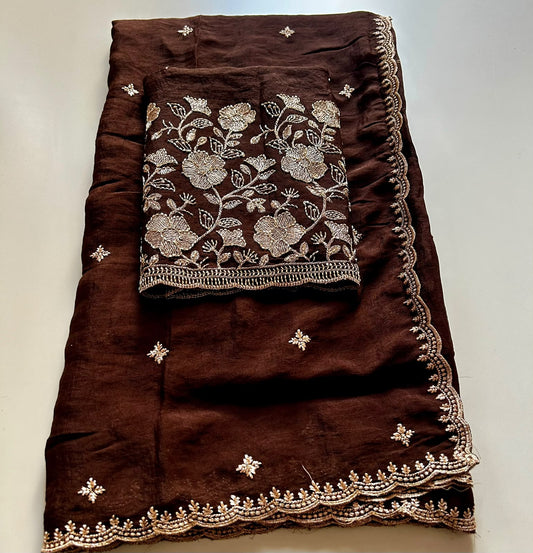 Budget chocolate gold Cara’s bitty saree