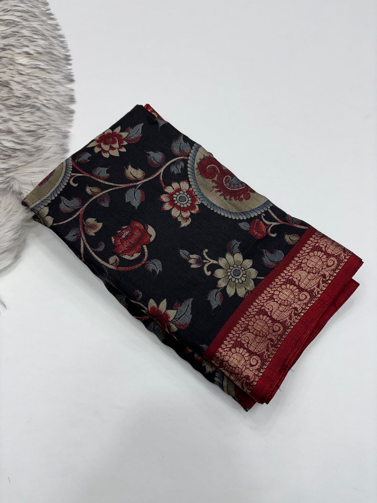 Budget friendly Kalamkari Dola
Silk saree