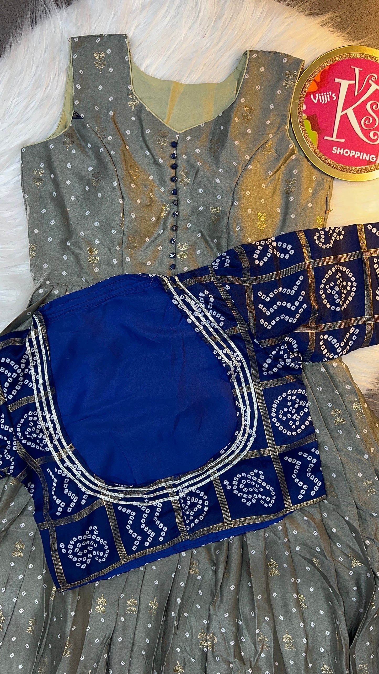 Mali Bandhini classic 2 in one gowns