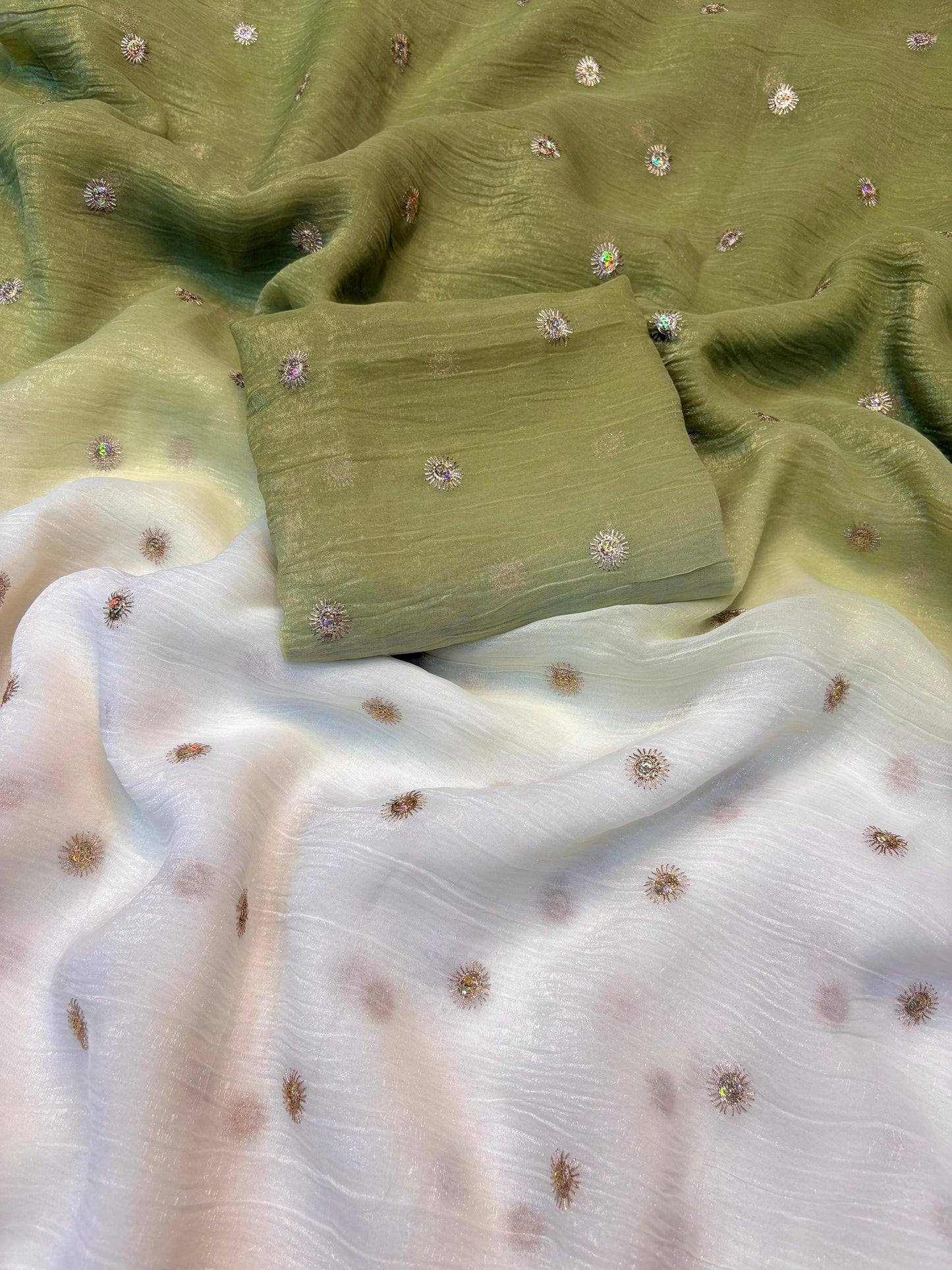 Duel shade crunchy crush butties sarees