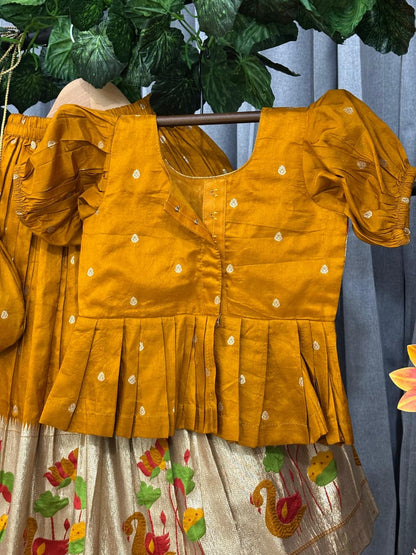 Cute South Indian style  Paithani sets ✨