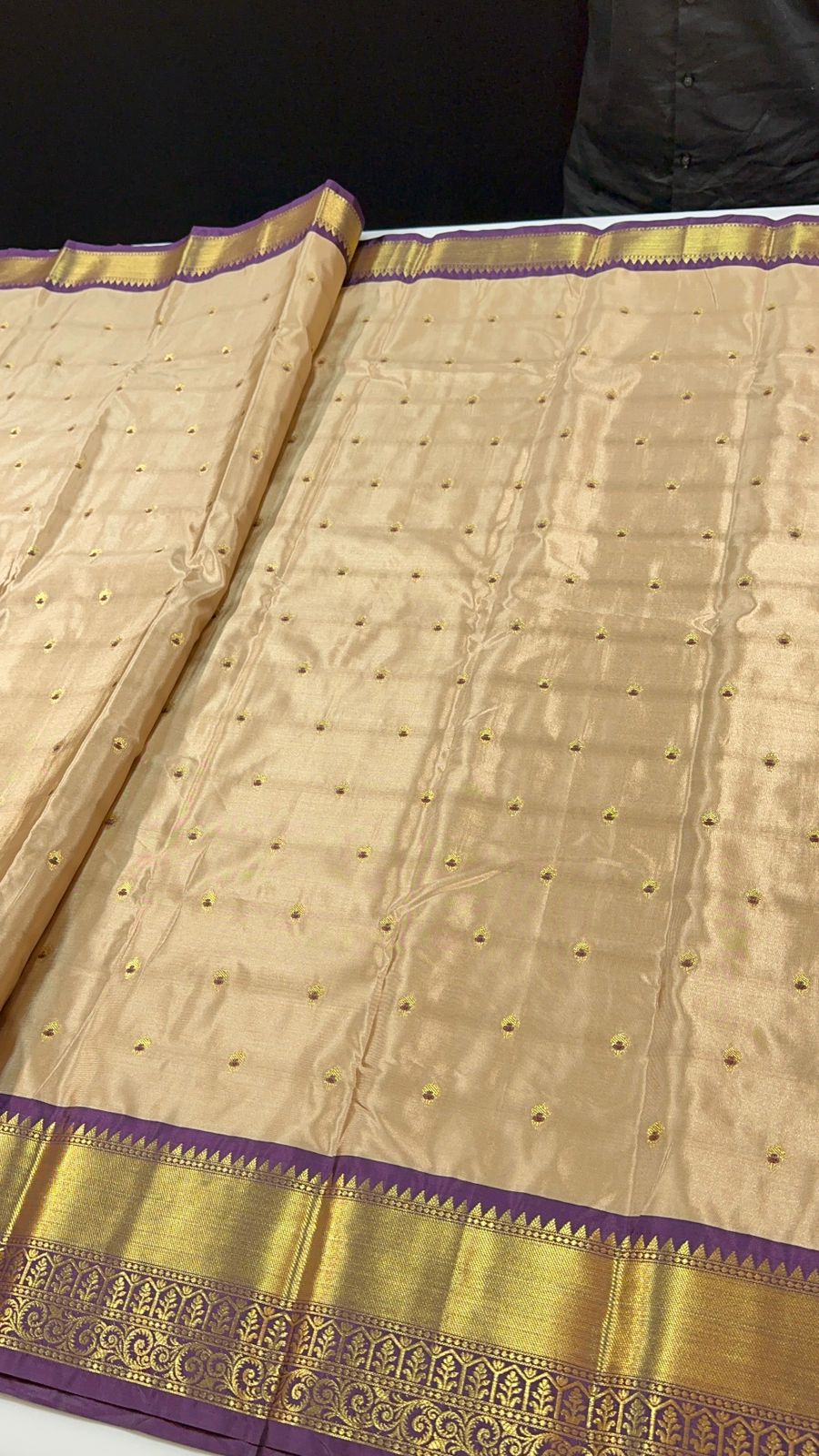 Vintage semi Gadwal traditional pattu sarees