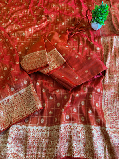 Pure Soft Banarasi Khadi Zari Crushed Silk
Saree with stitched blouse