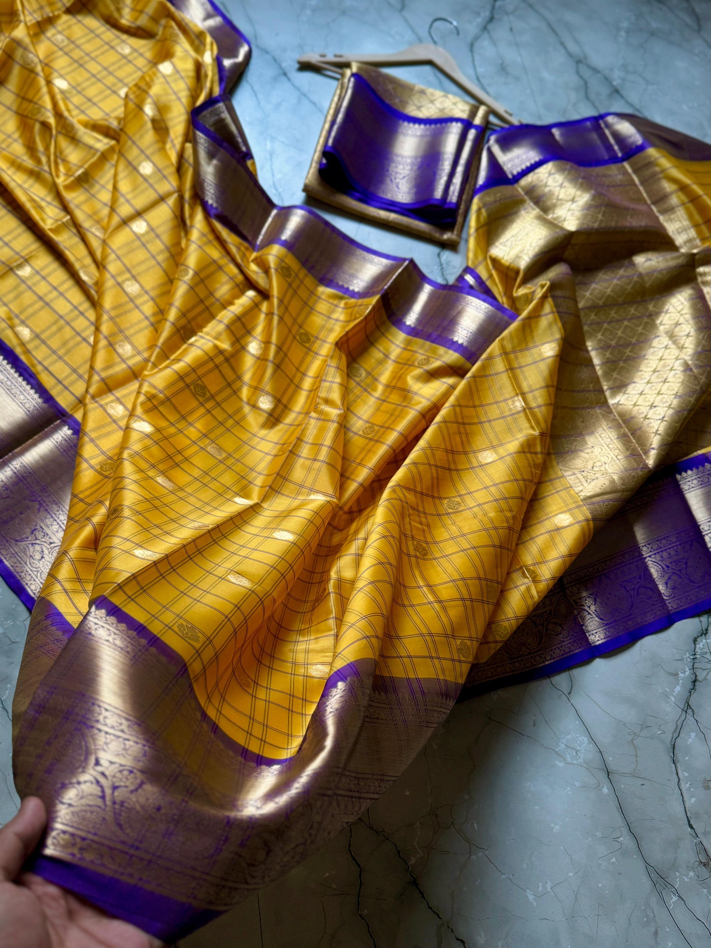 Vintage kanchi zari buti saree