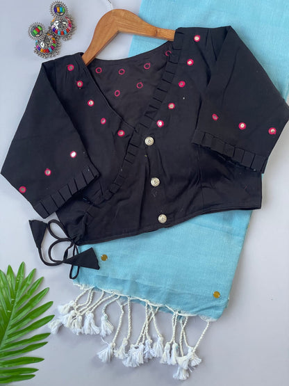 Khadi cotton with stitched Bollywood style
Blouse