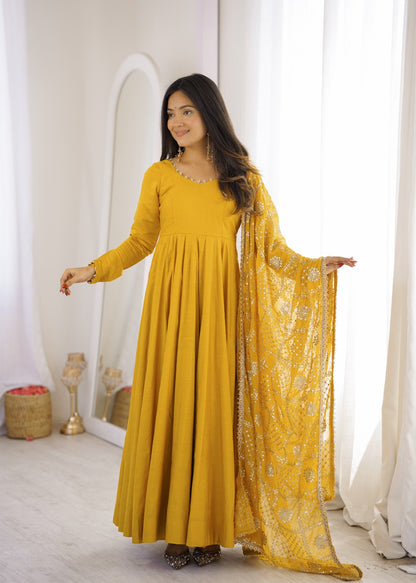 Colourfull & Fresh Look Outfit Is Perfect For Upcoming Festivities And Wedding Anarakali sets