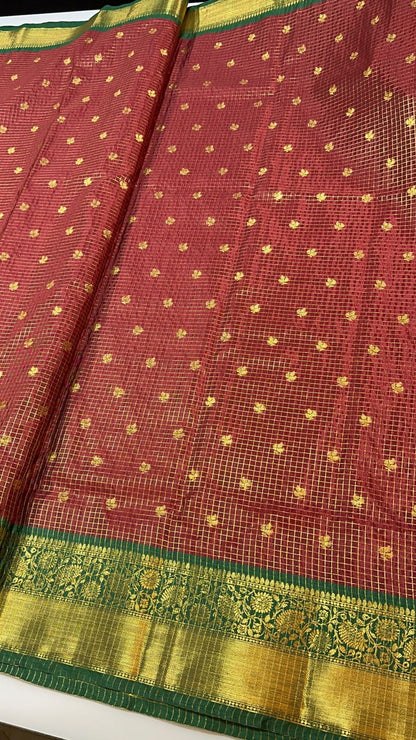 Classic Semi Vintage Saree Gadwal Checks