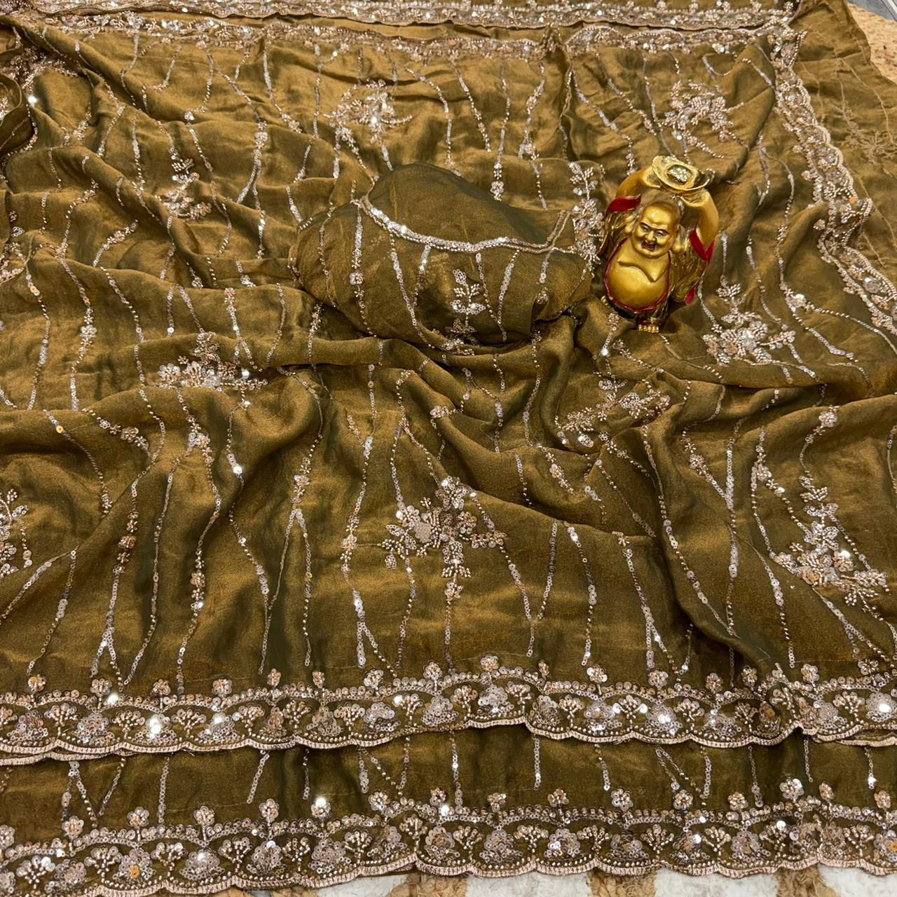Grand Party cocktails luxe Saree