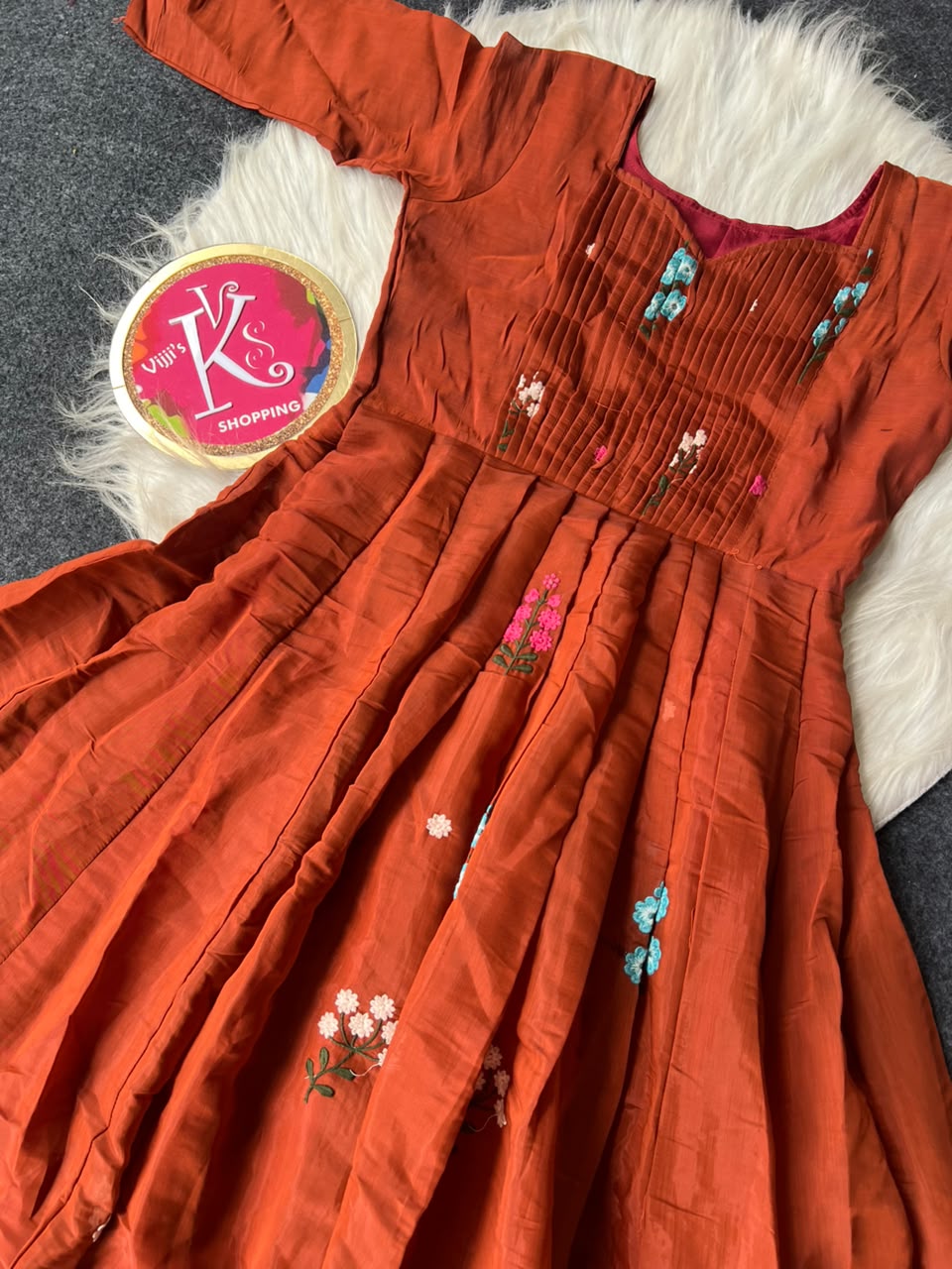 Café Embroidery Oo Sita  Gowns
