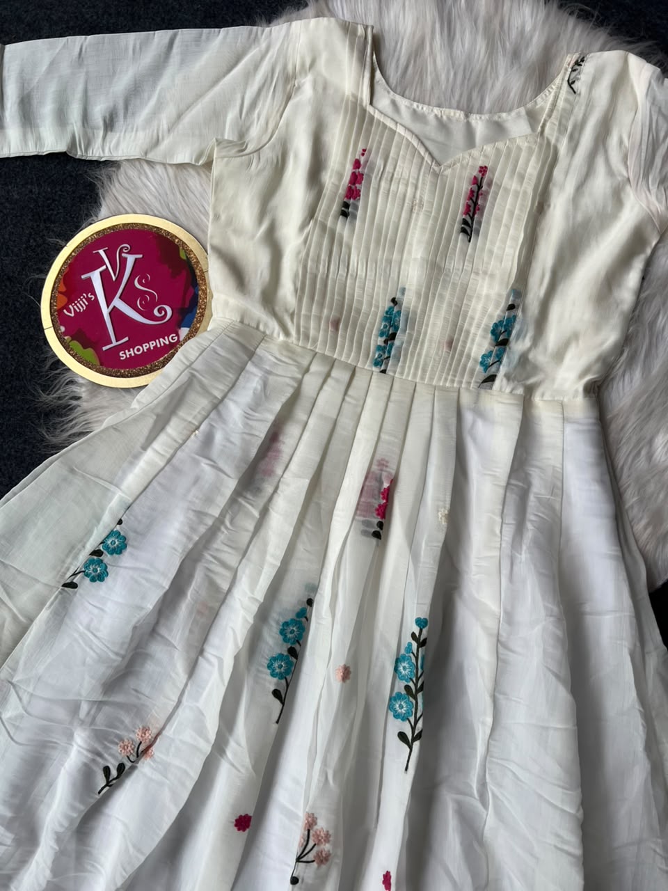 Café Embroidery Oo Sita  Gowns