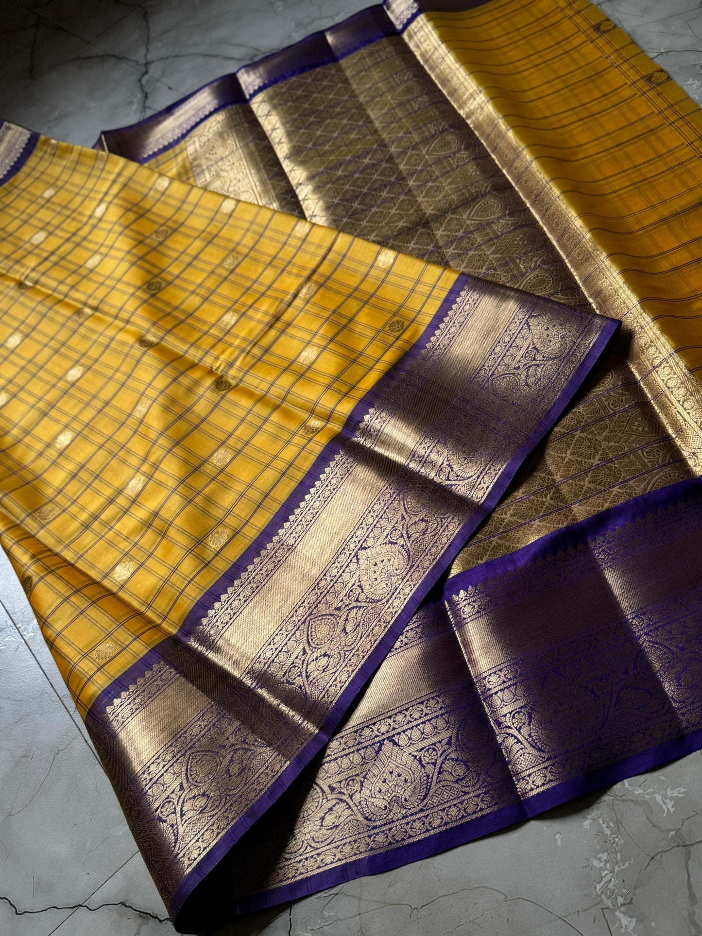 Vintage kanchi zari buti saree
