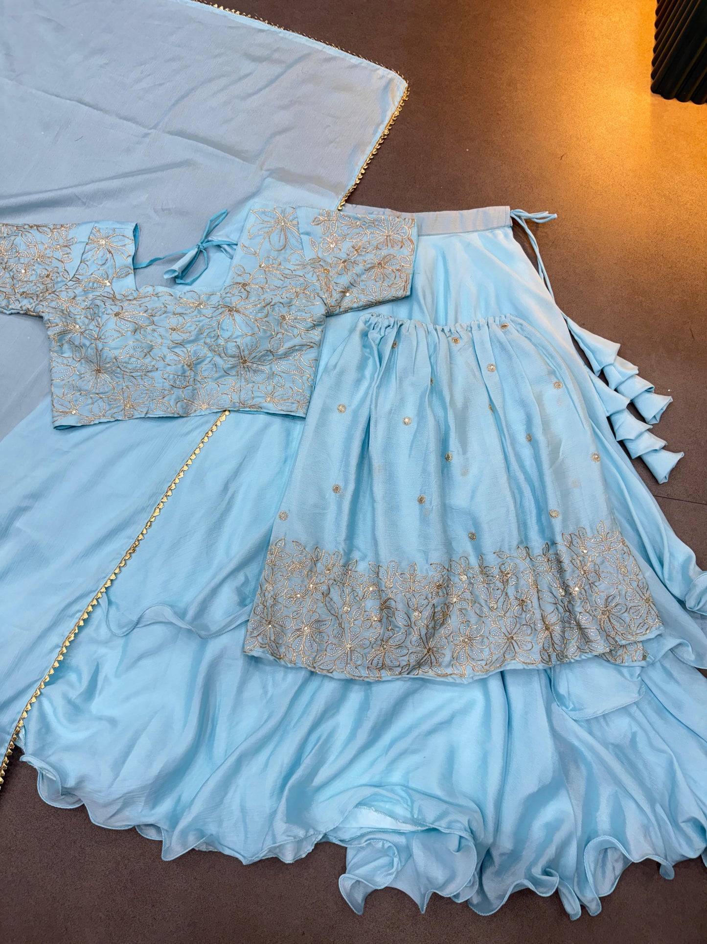 4 in one model Chinnon trendy  Cafe gown ✨