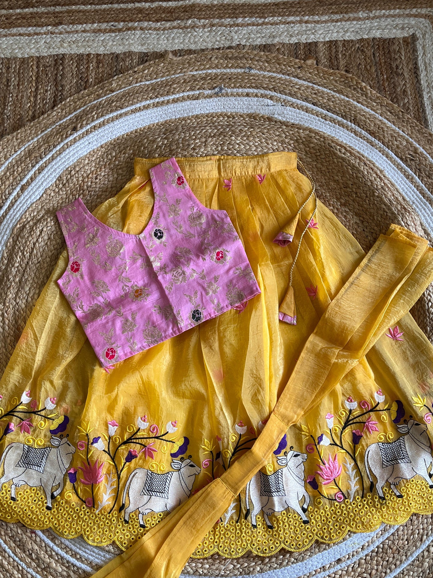 Kids party wear cute crush pichwai sets