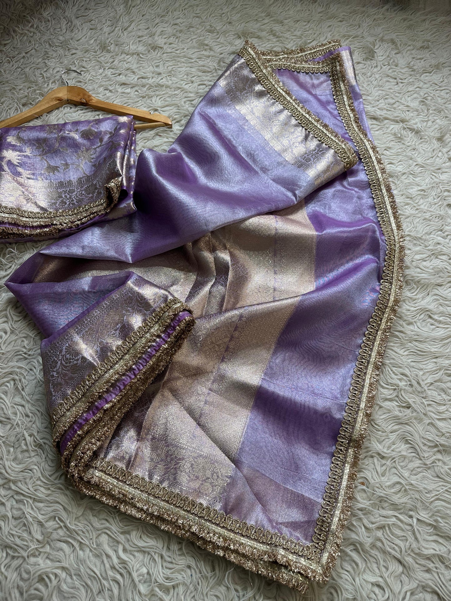 Pure weaving Zari Trendy Saree