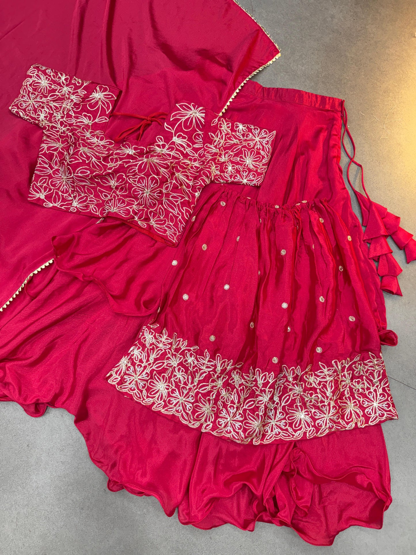 4 in one model Chinnon trendy  Cafe gown ✨