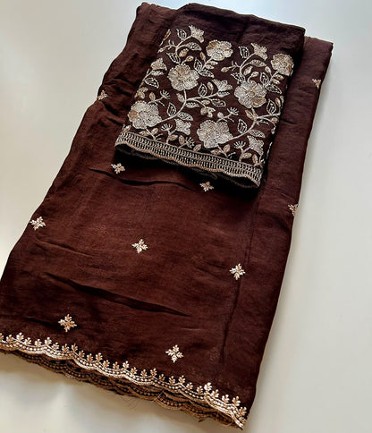Budget chocolate gold Cara’s bitty saree