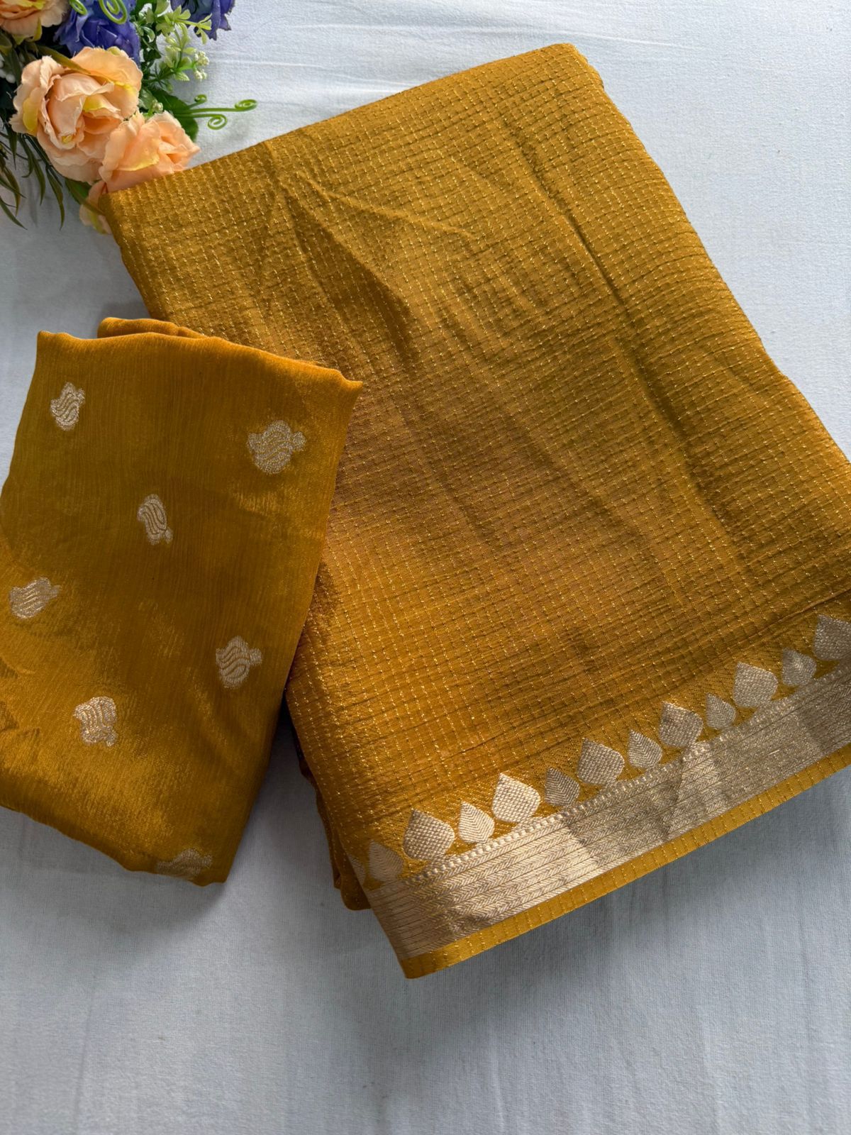 Trending Chinon viscose simple sarees