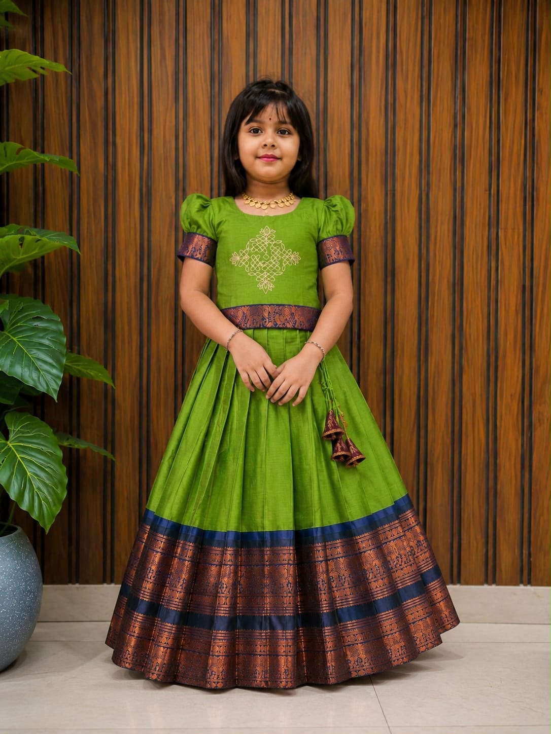 Kollam design cute kids lehenga