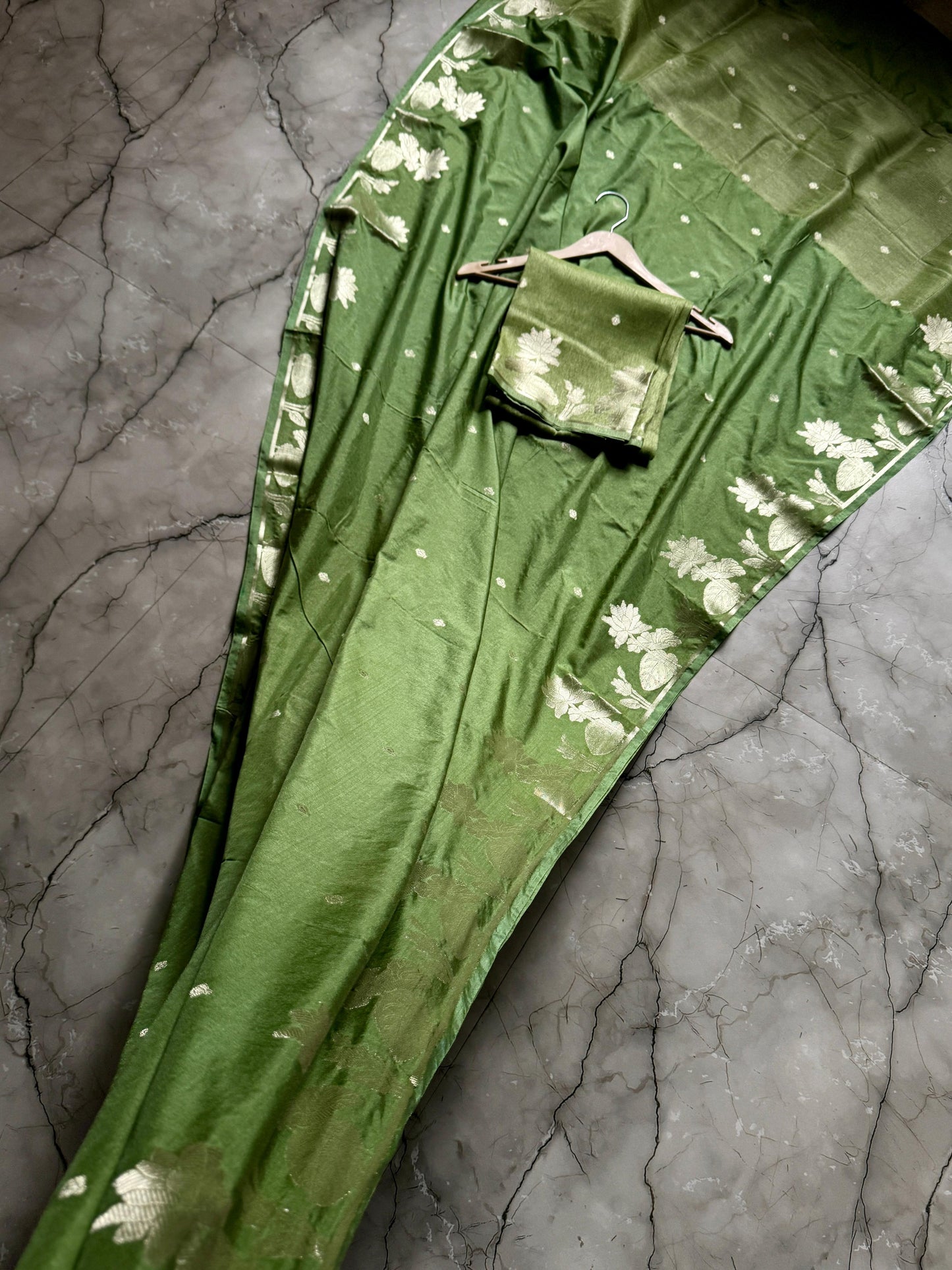 Banarasi Semi Katan silk budget sarees