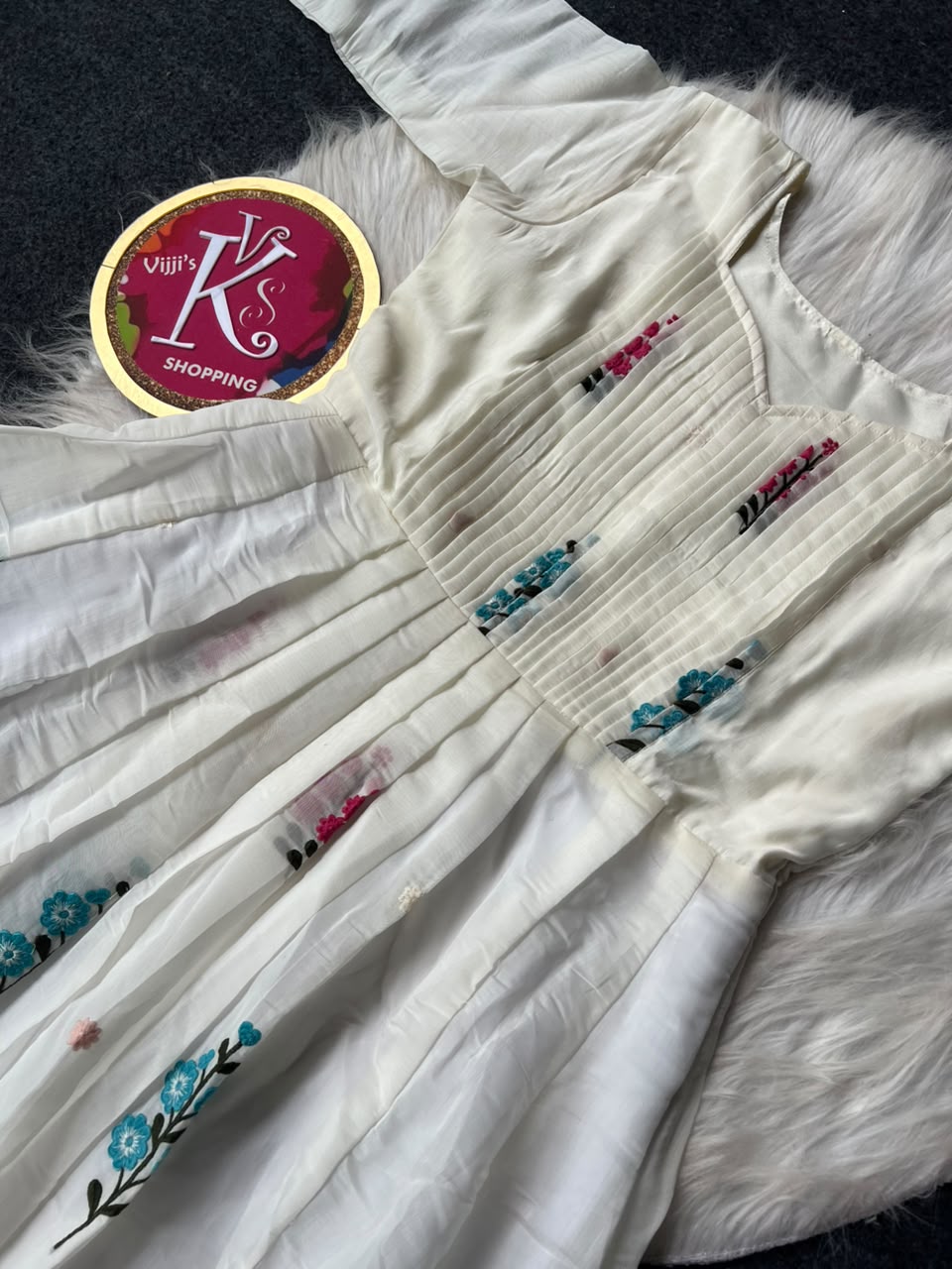 Café Embroidery Oo Sita  Gowns
