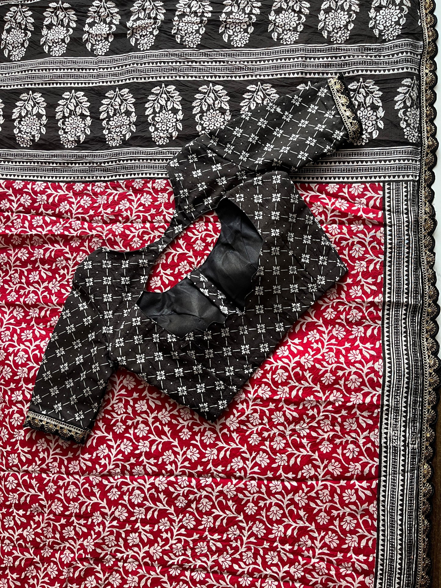 Mul cotton saree with stitched blouse