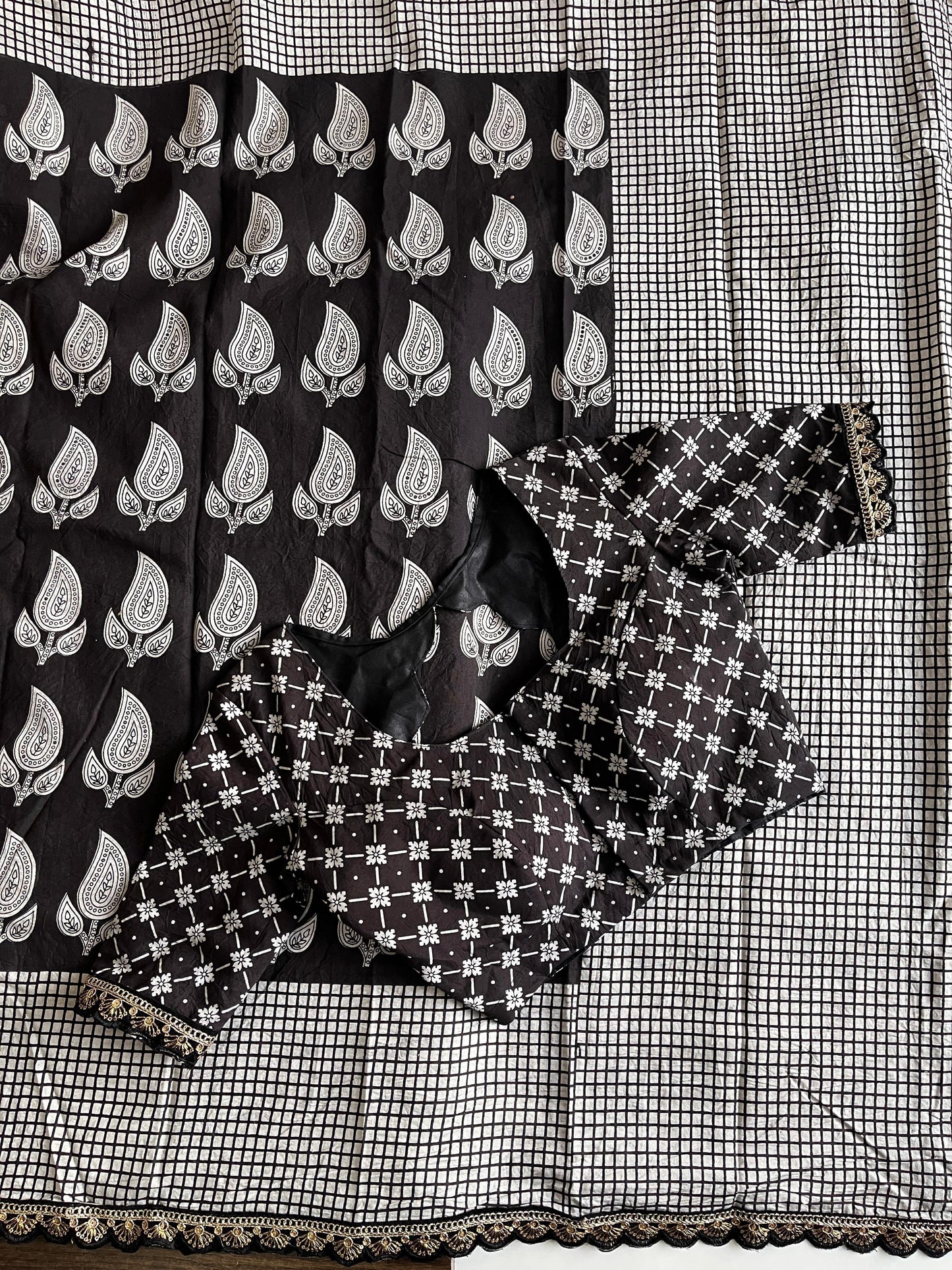 Mul cotton saree with stitched blouse
