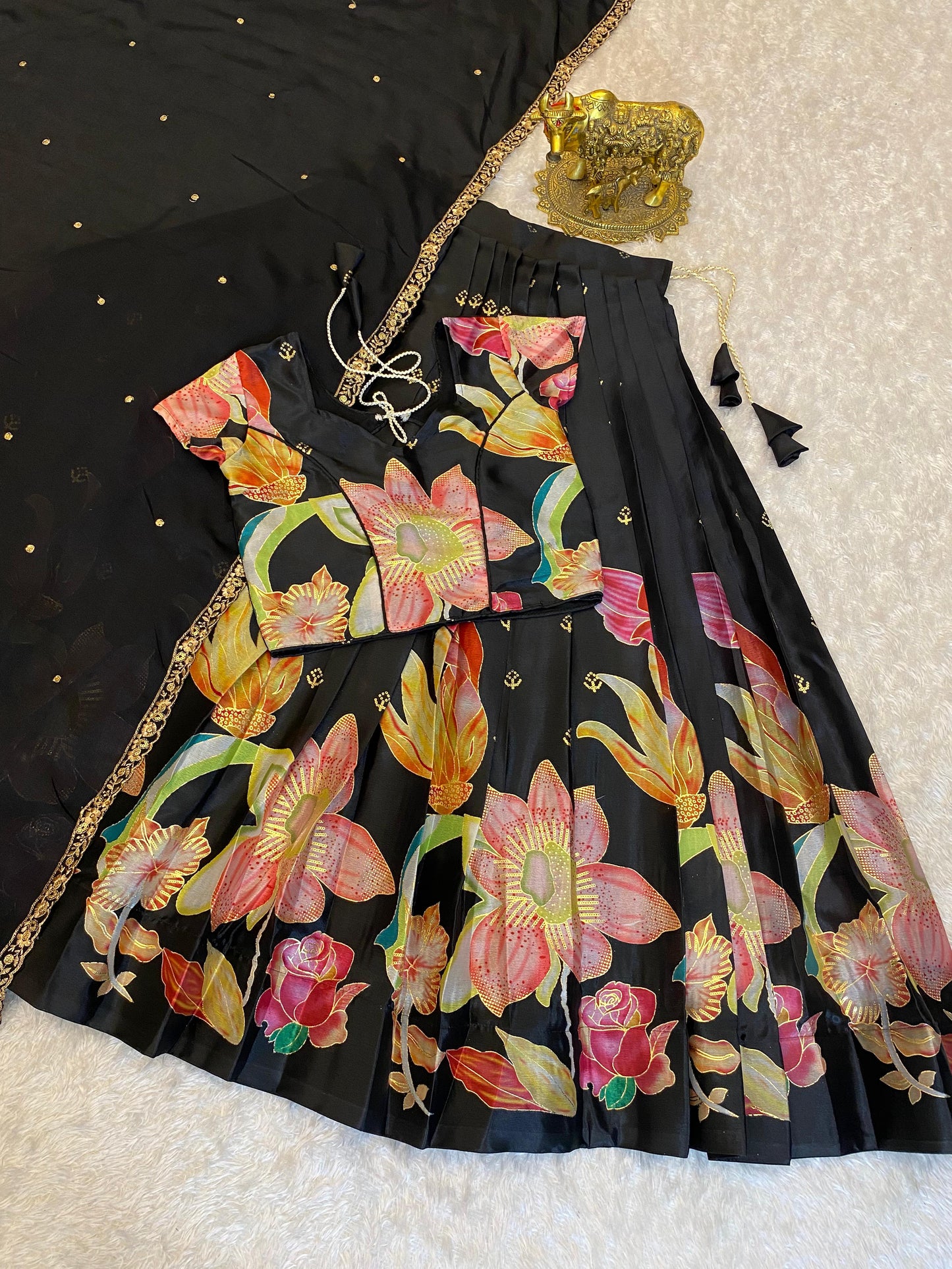 SILK Lehenga choli set with stitched blouse