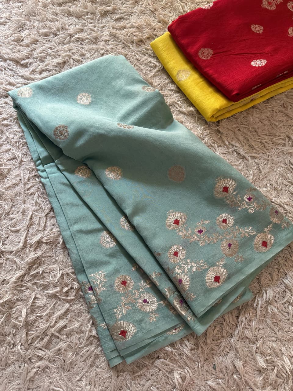Viscose Banarasi’s budget soft weaving saree