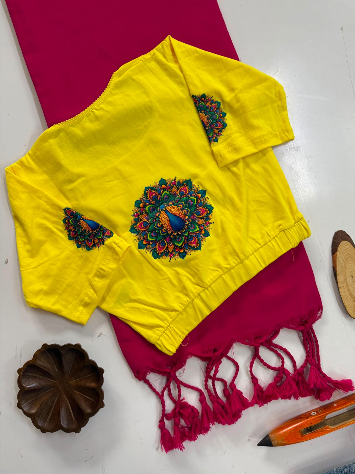 Handloom Khadi cotton saree with stretchable blouses