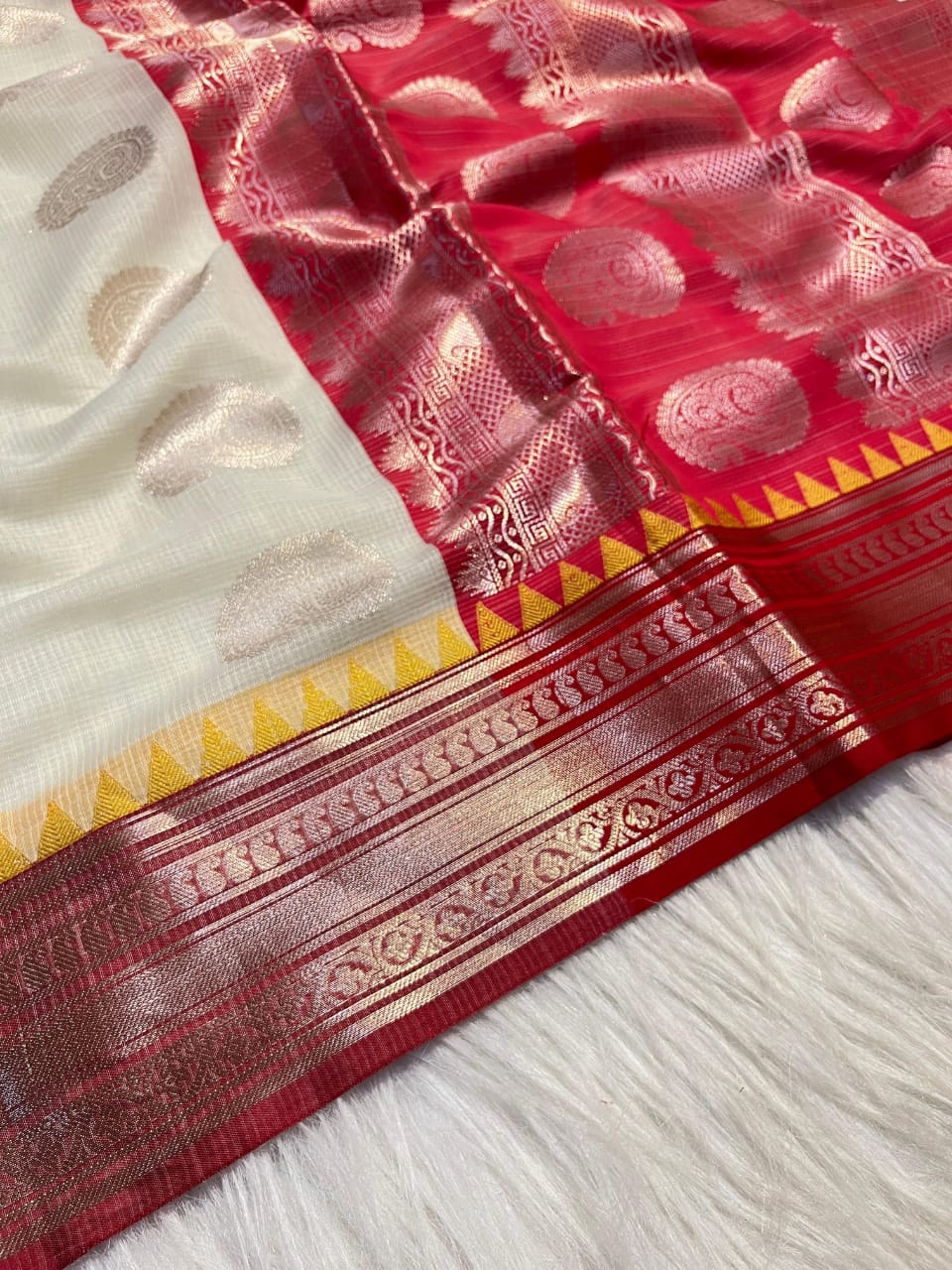 Ganga Jamuna Kota Checks Budget sarees