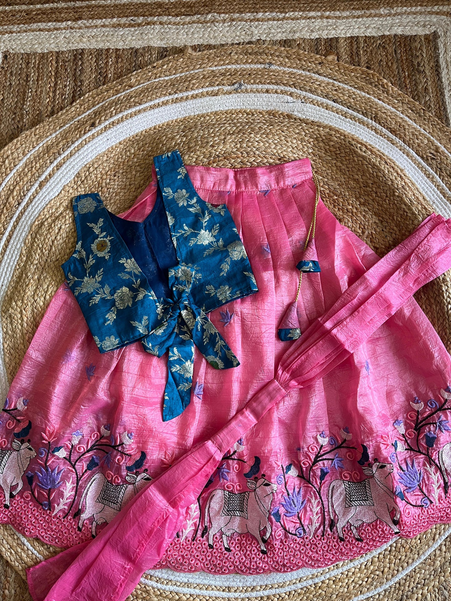 Kids party wear cute crush pichwai sets