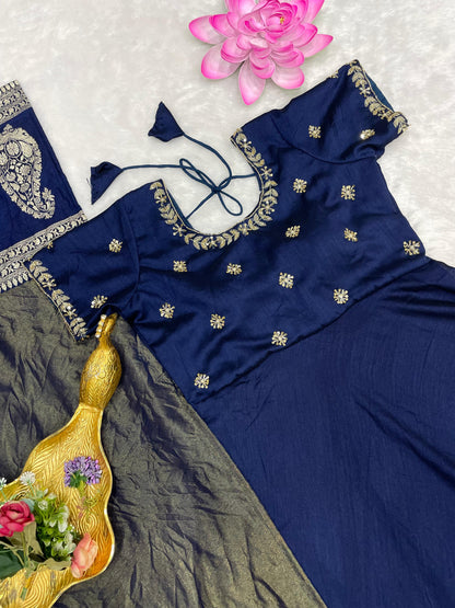 Big boss Tanuja Desginer classic gown