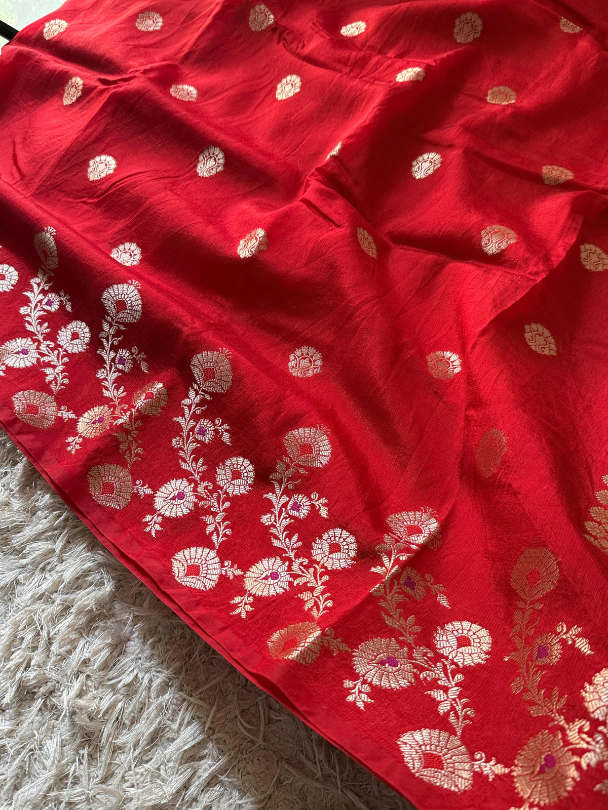 Viscose Banarasi’s budget soft weaving saree